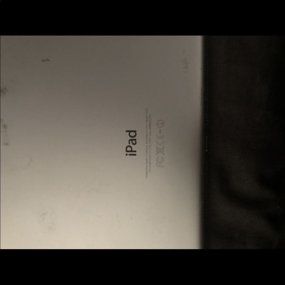 iPad Air - Picture 3 of 4